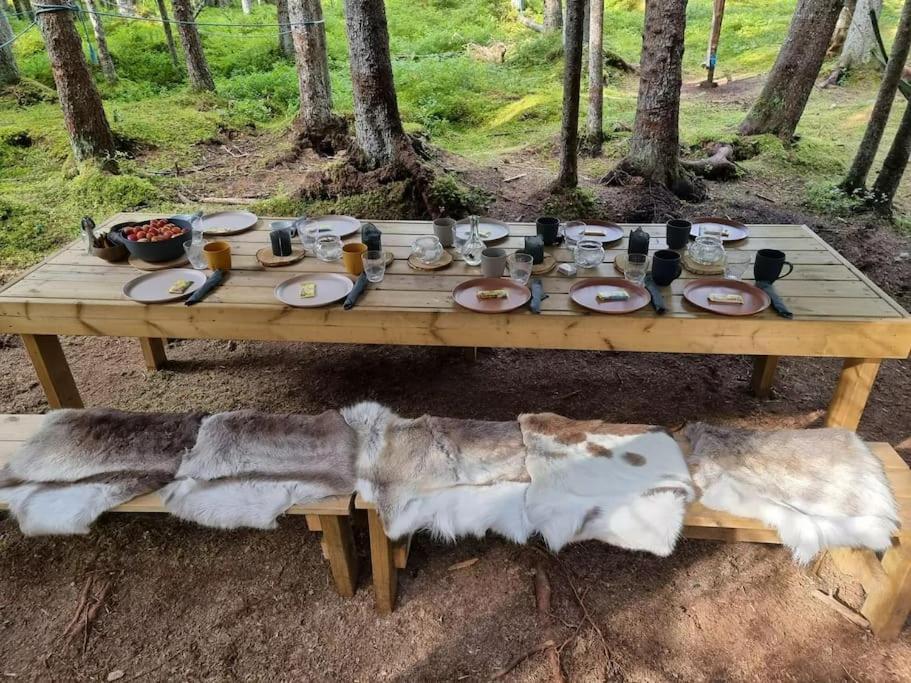 Treetop Ekne - Hytte I Skogen Med Hengebru Hotel Levanger Ngoại thất bức ảnh