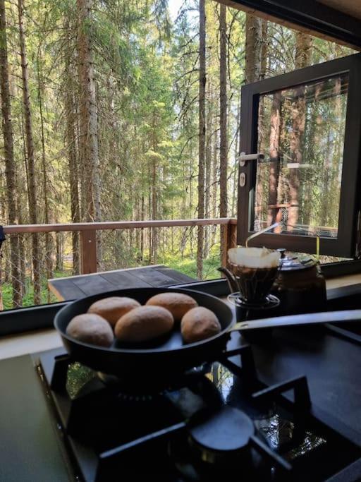 Treetop Ekne - Hytte I Skogen Med Hengebru Hotel Levanger Ngoại thất bức ảnh