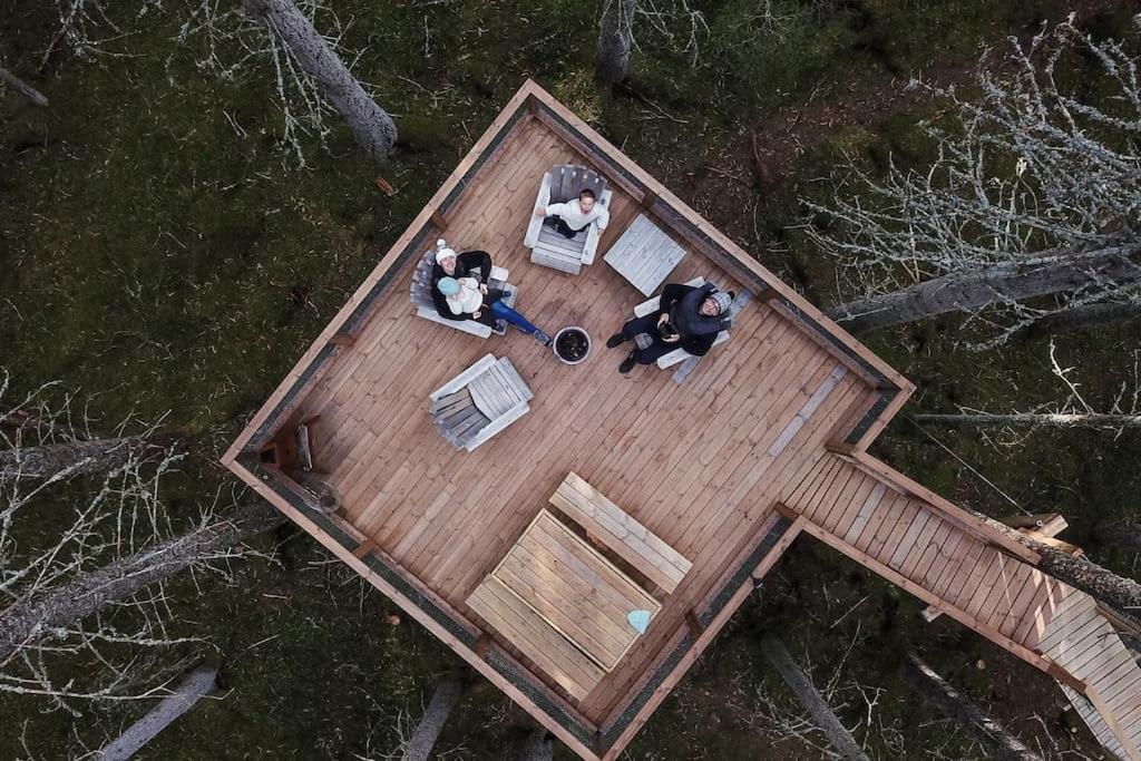 Treetop Ekne - Hytte I Skogen Med Hengebru Hotel Levanger Ngoại thất bức ảnh